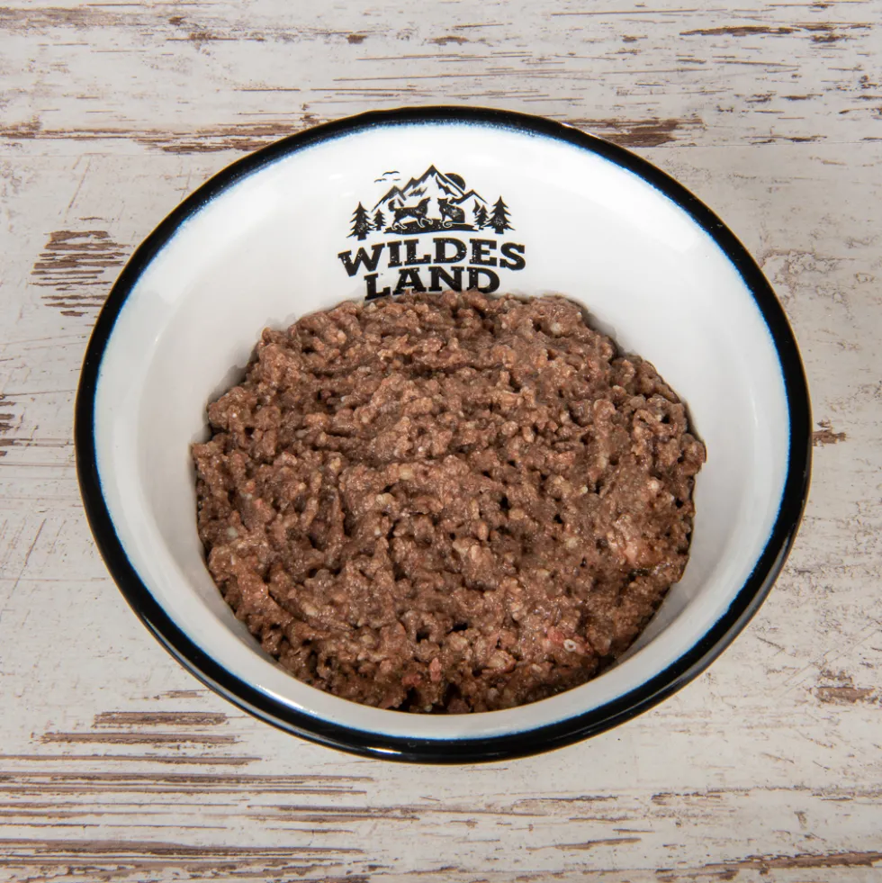 Wildes Land PUR Adult Rind mit Distelöl Nassfutter 6 x 200 g